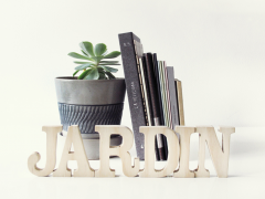 Jardín Publicaciones is an independent publisher focused on Colombian  young artists, based in Bogota, Colombia. Founded in 2010 by Andrea  Triana and Kevin Simon Mancera.