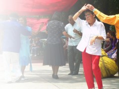 July 9th – July 15th, 2012
Bishops Square, Spitalfields, London
Parasol unit foundation for contemporary art presents A place to live  when we are old, an inter-generational, dance-based piece by  Argentinian artist Ana Gallardo in collaboration with Ramiro...
