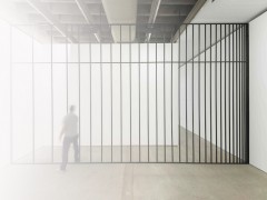 Ruth Benzacar @ Xippas
There are some art galleries, of which we know the name and the brand, and that invest their energy in image and marketing. Yet it is not always easy to indentify their artists.