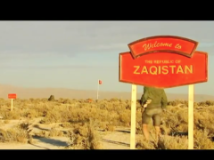 En 2005, Zaq Landsberg a acheté huit hectares de terres désertiques dans l'État de l'Utah (États-Unis) via ebay, et les a déclarés "République du Zaqistan". Au cours des huit dernières années, lui et un groupe d'artistes, naturalisés zakistanais, ont construit une série de monuments au milieu du désert. En janvier 2012, le Zaqistán a établi sa première ambassade dans le monde, occupant La Ene pendant un mois et demi, délivrant des citoyennetés et des passeports et menant des actions dans plusieurs points de Buenos Aires. L'ambassade a présenté une exposition sur l'histoire du Zaqistán. Cette vidéo fait partie de la collection de La Ene: réalisée par Sofía Gallisá Muriente, une collaboratrice zaqistanaise, y sont présentés quelques éléments de cette histoire.