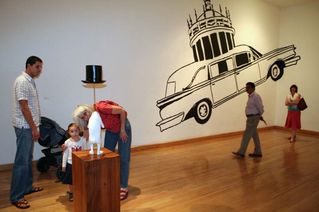 Escuela para cadáveres, 2008, Laboratorio 390, Museo de las Artes, Guadalajara, México.