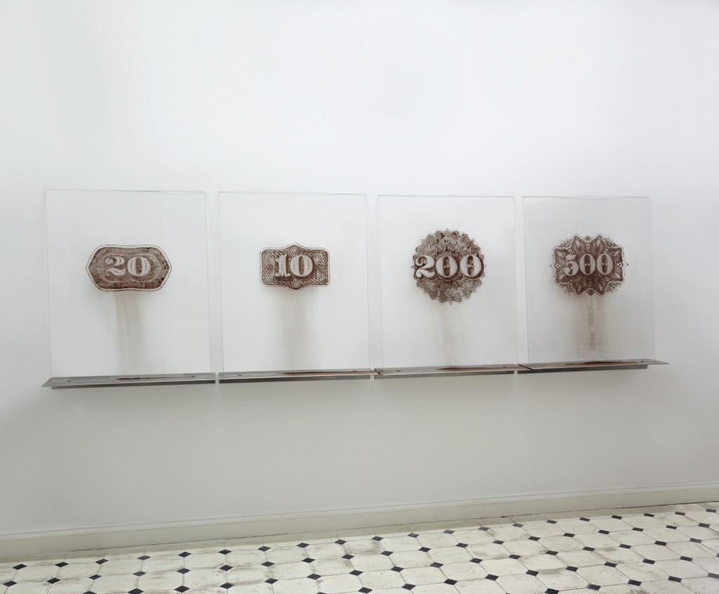 Con la sangre en el ojo - Cristina Piffer - Serie Las marcas del dinero, S/t, 2010