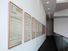 Exhibition: Fetiches críticos, residuos de la economía general.