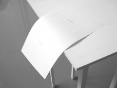 Escultura – modo de empleo: Sobre la mesa / En el aire