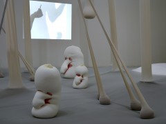 Humanoides (Humanoids), 2001