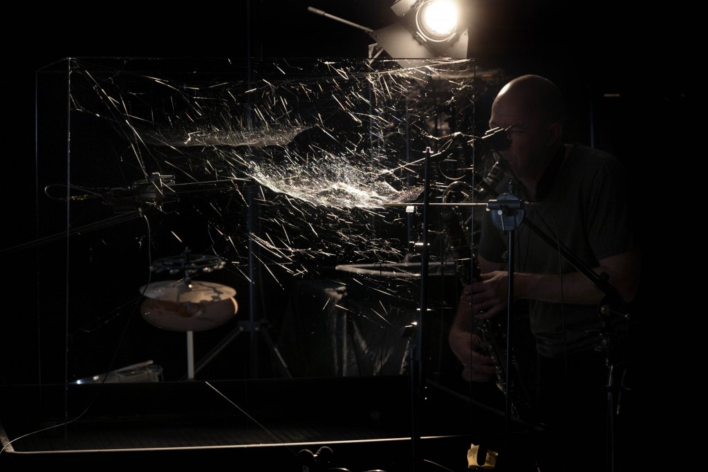 Tomás Saraceno - Arachnid Orchestra, Jam Sessions. Photography by Studio Tomás Saraceno, © 2015