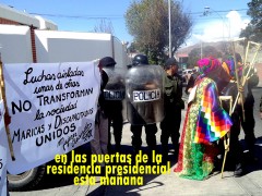 Rebeldía lésbica en la Puerta de la Residencia Presidencial