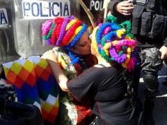 Rebeldía lésbica en la Puerta de la Residencia Presidencial